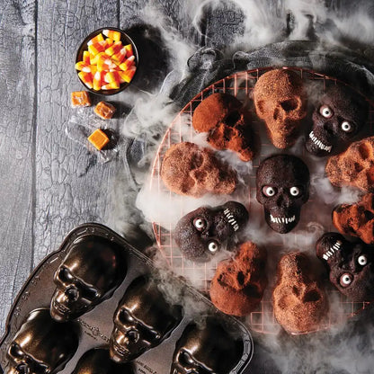 Haunted Skull Cakelette Pan