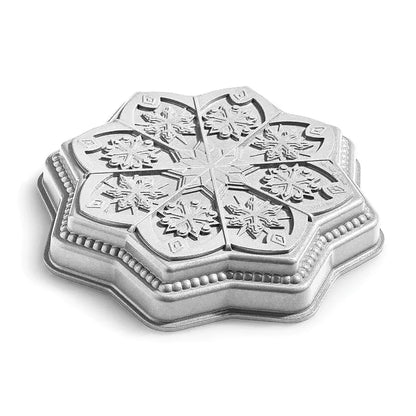 Snowflakes Shortbread and Cake Pan