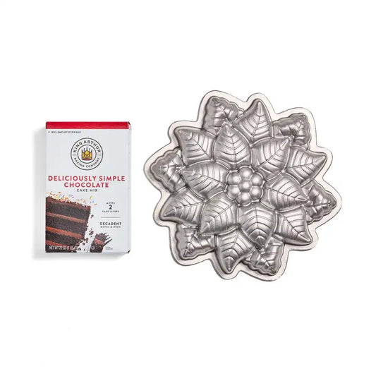 Chocolate Cake Mix & Poinsettia Pull-Apart Pan Set