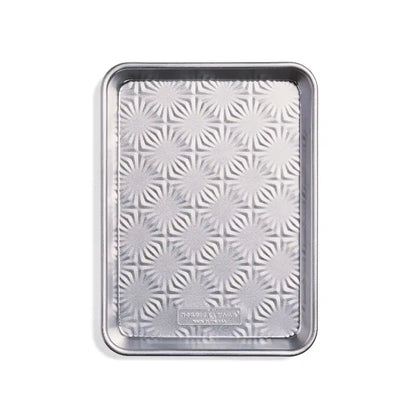 Starburst Quarter Sheet Pan