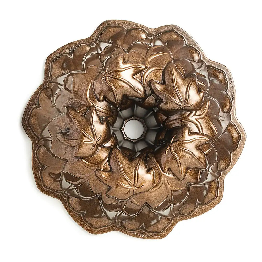 Harvest Leaves Bundt Pan